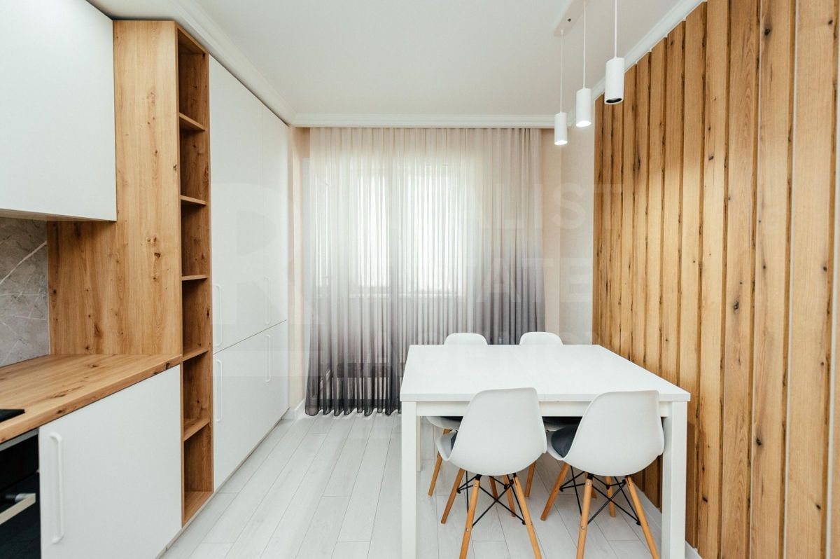 Chirie, apartament, 1 cameră + living, str. Pietrăriei, Râșcani - Poză 1