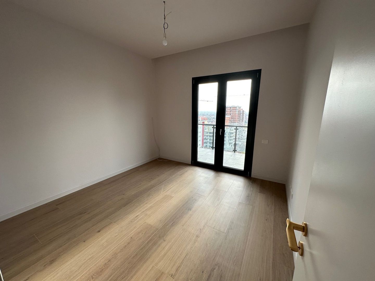 Penthouse - Poză 11