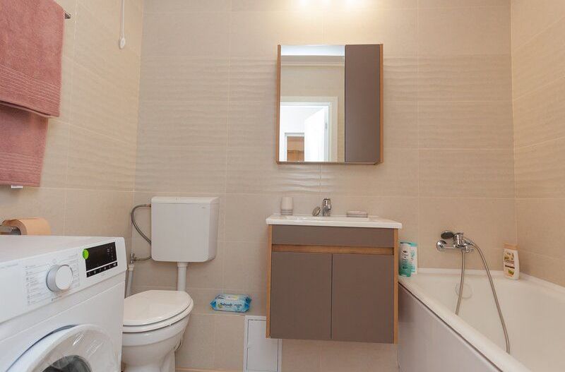 AP. 2 CAMERE- RAHOVA, BUCATARIE INCHISA, MOBILAT/ UTILAT MODERN - Poză 12