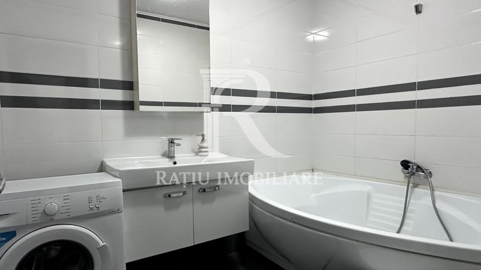 Apartament cu 3 camere | Nufărul Plaza | Vedere panoramică | Oradea - Poză 12