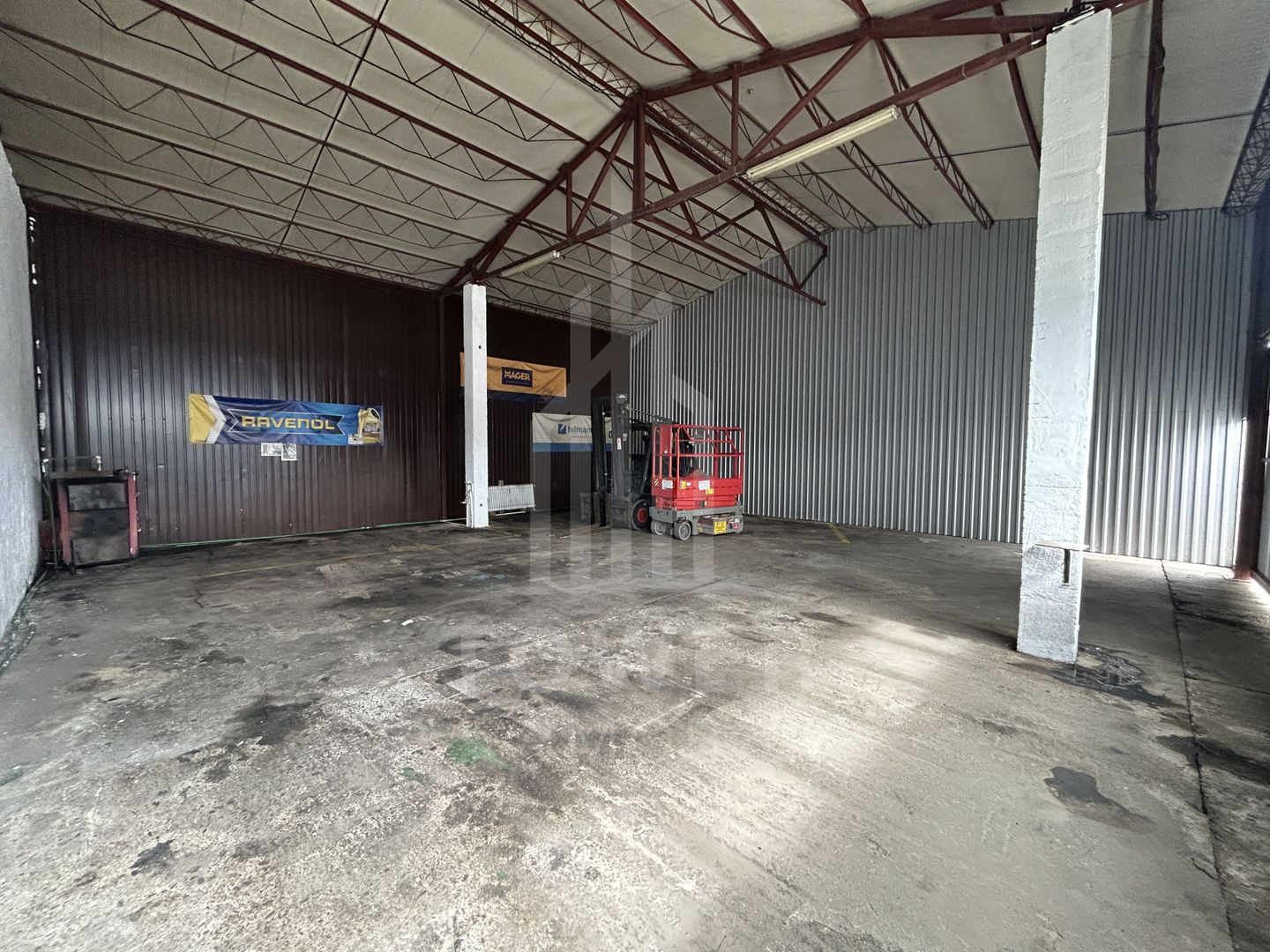 Hala 145 mp de închiriat - Poză 3