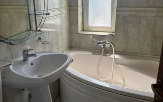 Casă de închiriat - Calea Giulești  5 camere - Poză 21