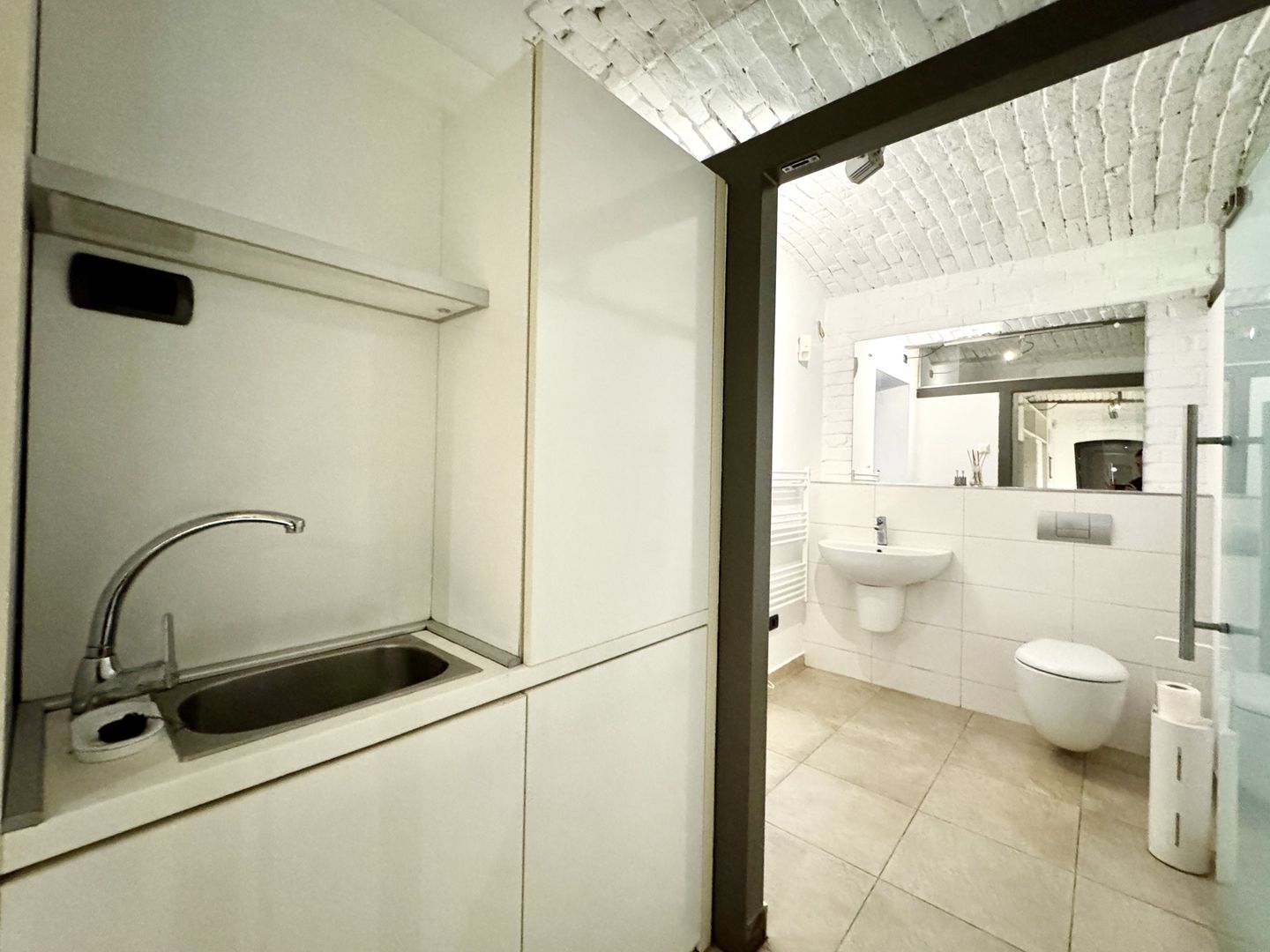 Spațiu de Birouri Elegant în Clădire Istorică Renovată – Piața Unirii, - Poză 16