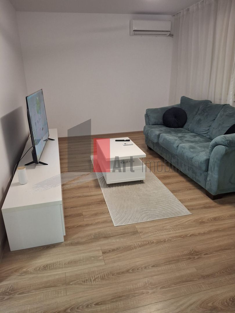 Apartament cu doua camere-1 Decembrie-Nicolae Teclu-cu centrala+loc de parcare - Poză 2