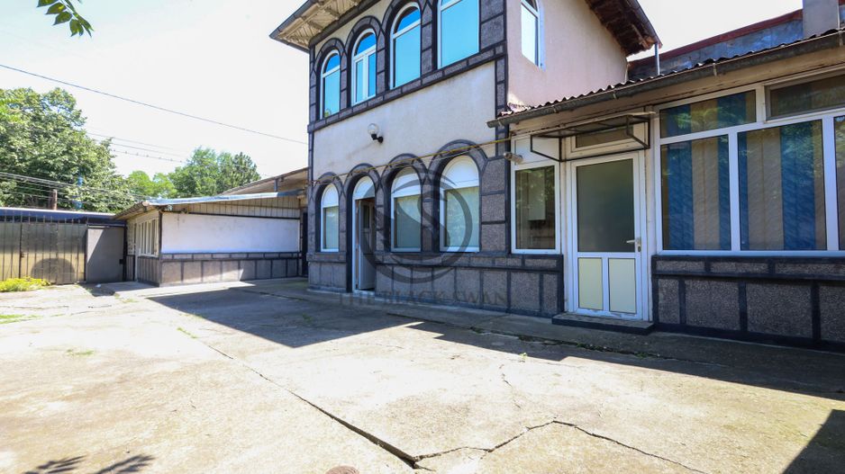 Casa/Vila 5 camere cu spațiu comercial de vanzare | Sud, Ploiesti - Poză 1