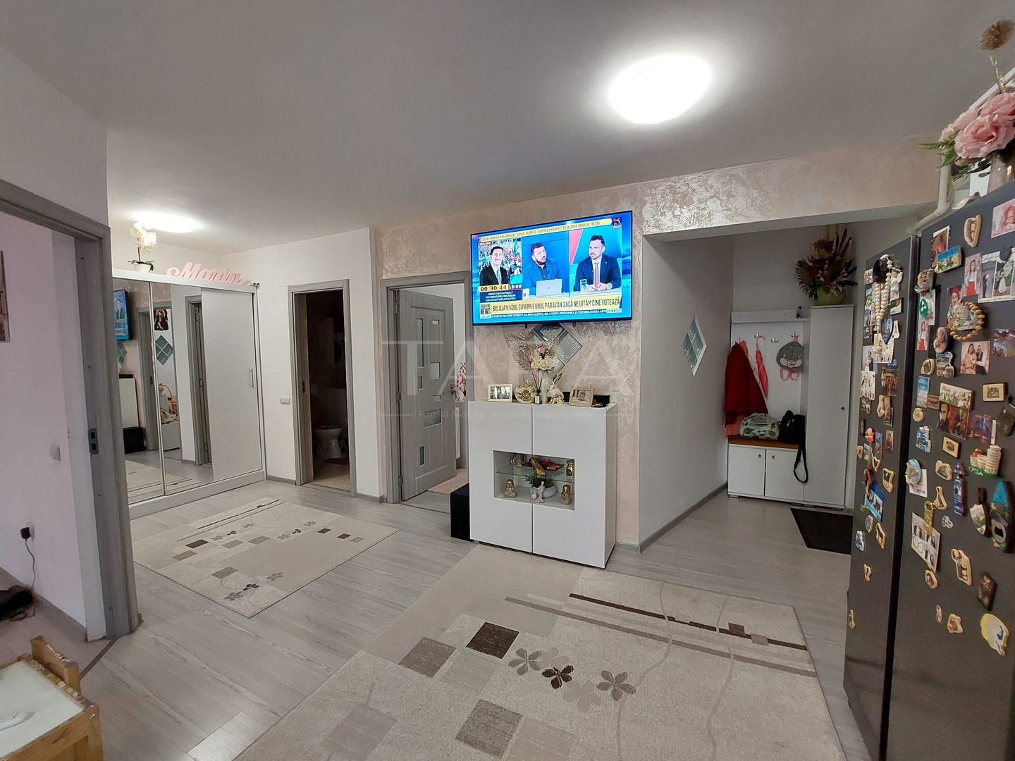 Apartament cu 3 camere, 2 balcoane și parcare, zona Floresti. - Poză 4