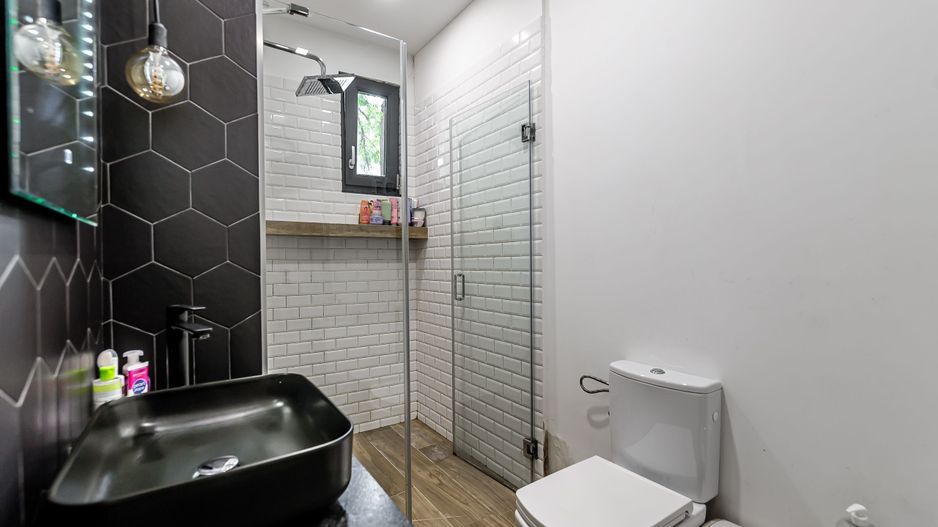 Apartament tip casa, cu gradina proprie, in zona centrala a Aradului - Poză 7