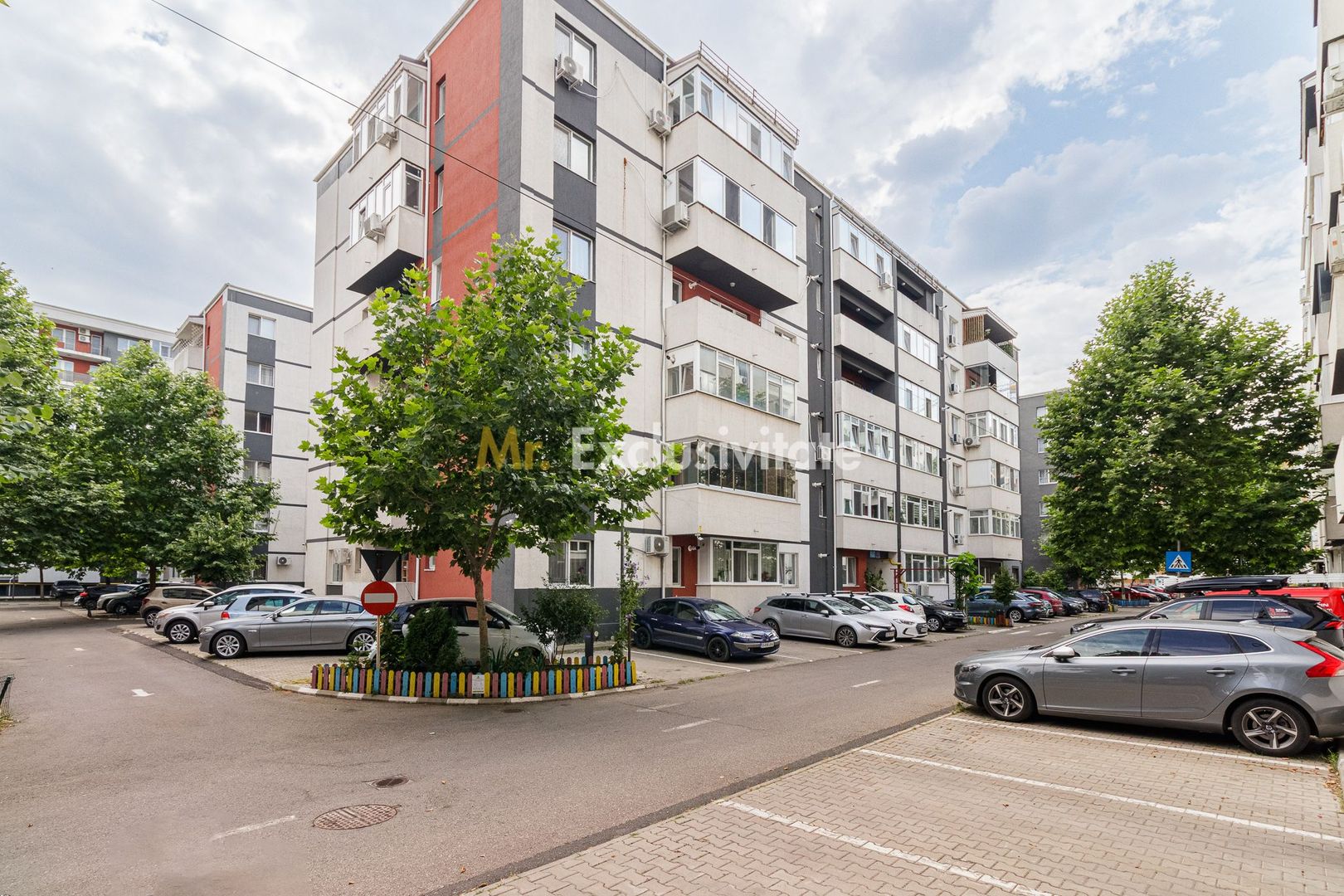 3 camere, 2 băi, loc de parcare și boxă incluse, Apărătorii Patriei - Poză 14