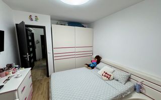Apartament 3 camere, mobilat si utilat, loc de parcare - Poză 3