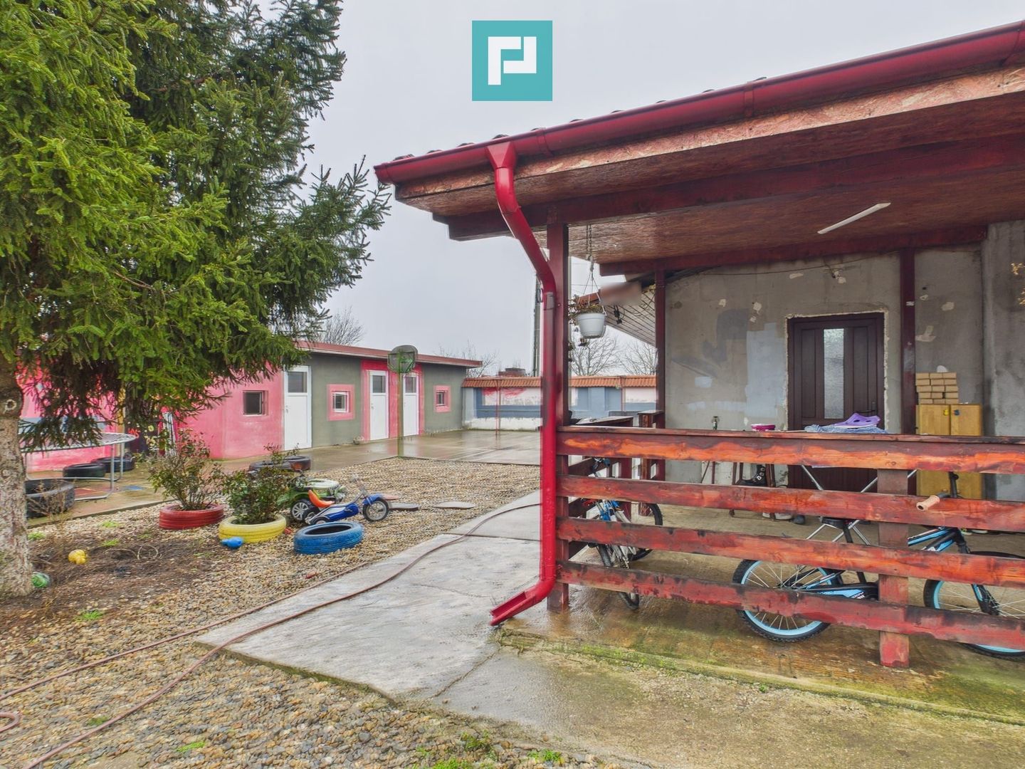 Casă frumoasă la Iratoș la preț bun - Poză 3