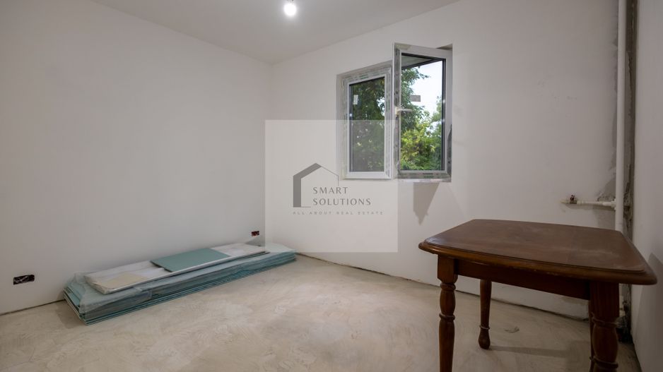 2 camere la parter, renovare avansată | Str. Argeșelu, Școala 110 - Poză 6