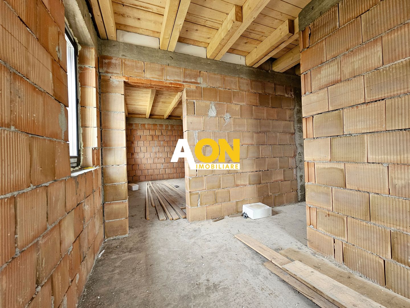 Casa semifinisata, 4 camere, 554 mp teren, Cetate - Poză 9