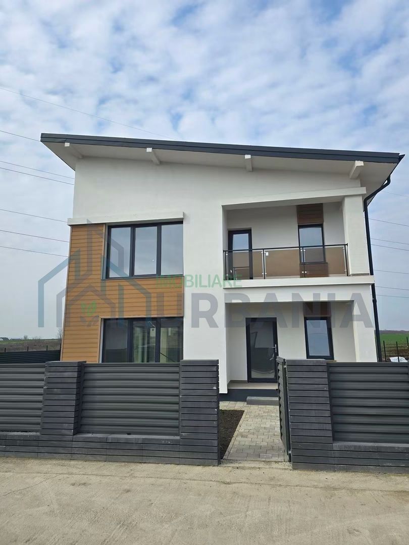 Casă P+1 în Miroslava, strada Zorilor – 4 camere, 2 băi, 4 terase, curte 350 mp - Poză 1