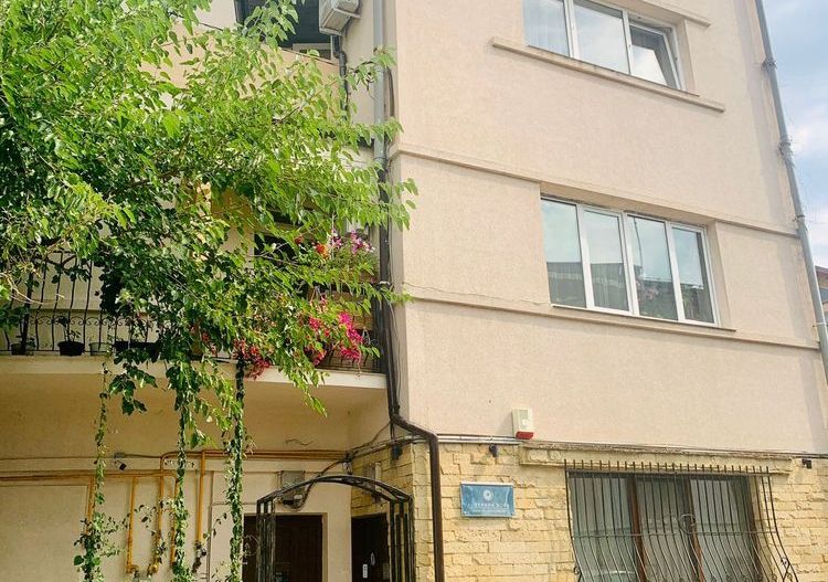 Ultracentral Umf   apartament 3 camere proprietar - Poză 1