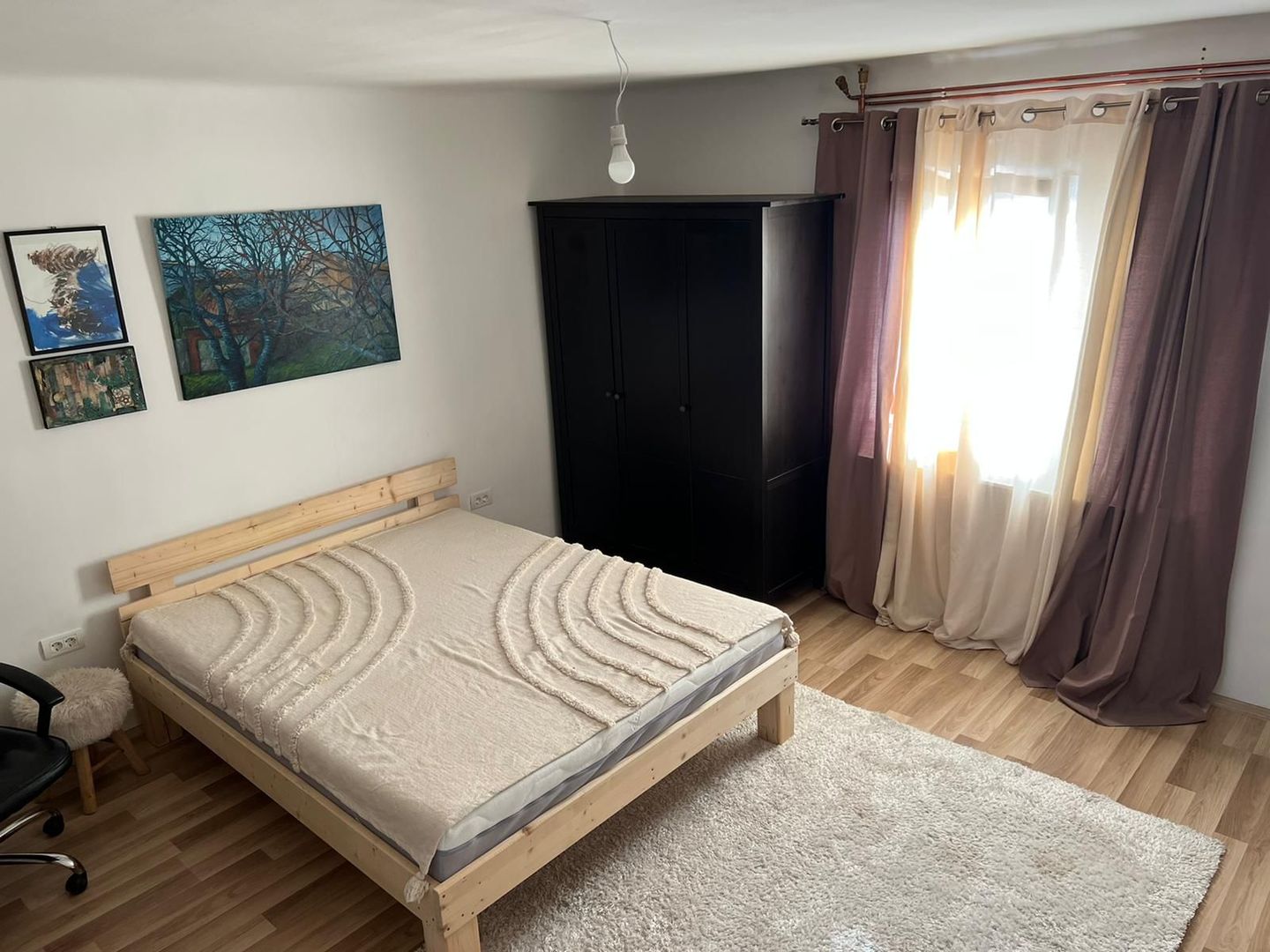 APARTAMENT 2 CAMERE LA CURTE COMUNA - Poză 3
