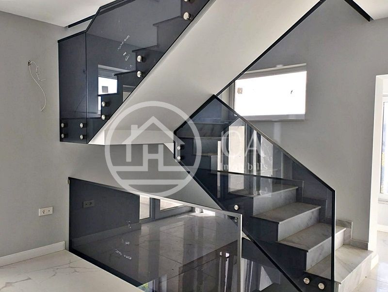 Pensiune de vânzare în Sânmartin, Oradea - Poză 3