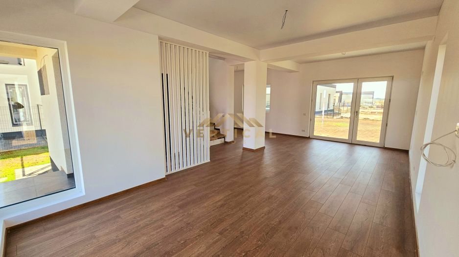Vila 4 camere | 3 bai | comuna Berceni - Poză 16