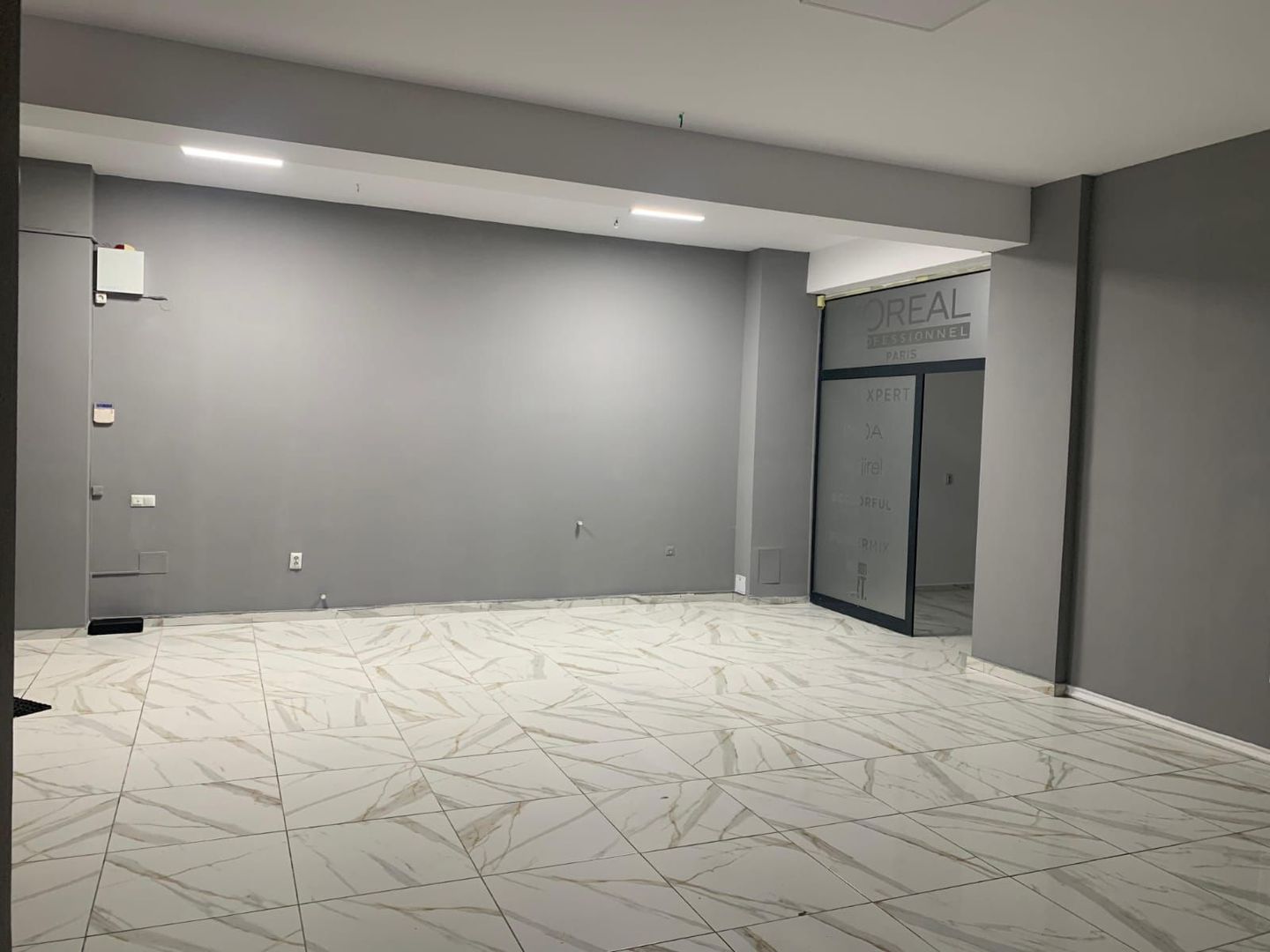 Spatiu comercial de inchiriat Damaroaia - Poză 3