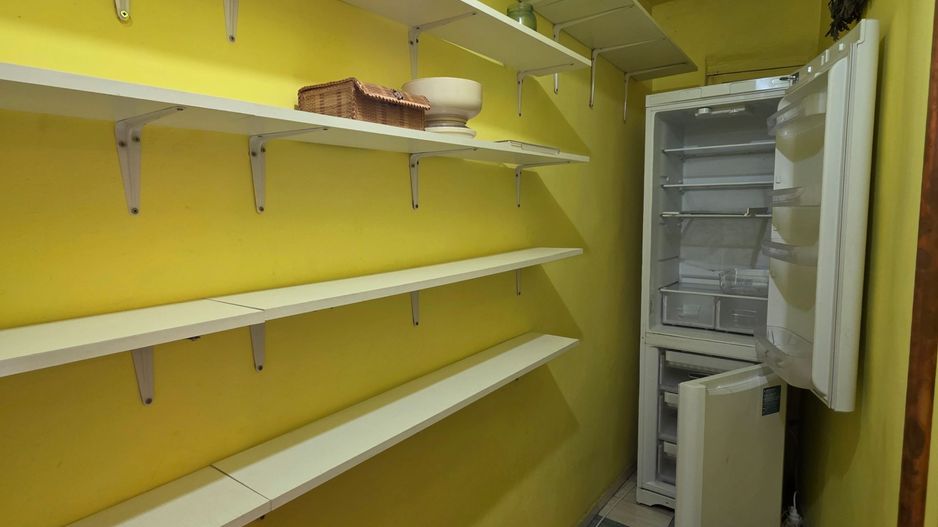De închiriat apartament cu 2 camere în centru, pe Tudor Vladimirescu - Poză 2