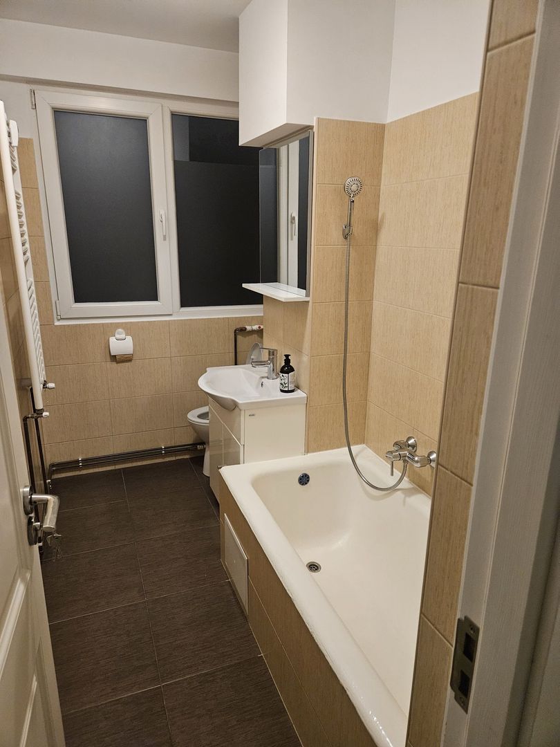 De inchiriat apartament cu 2 camere , Eroii Revolutiei - Poză 7