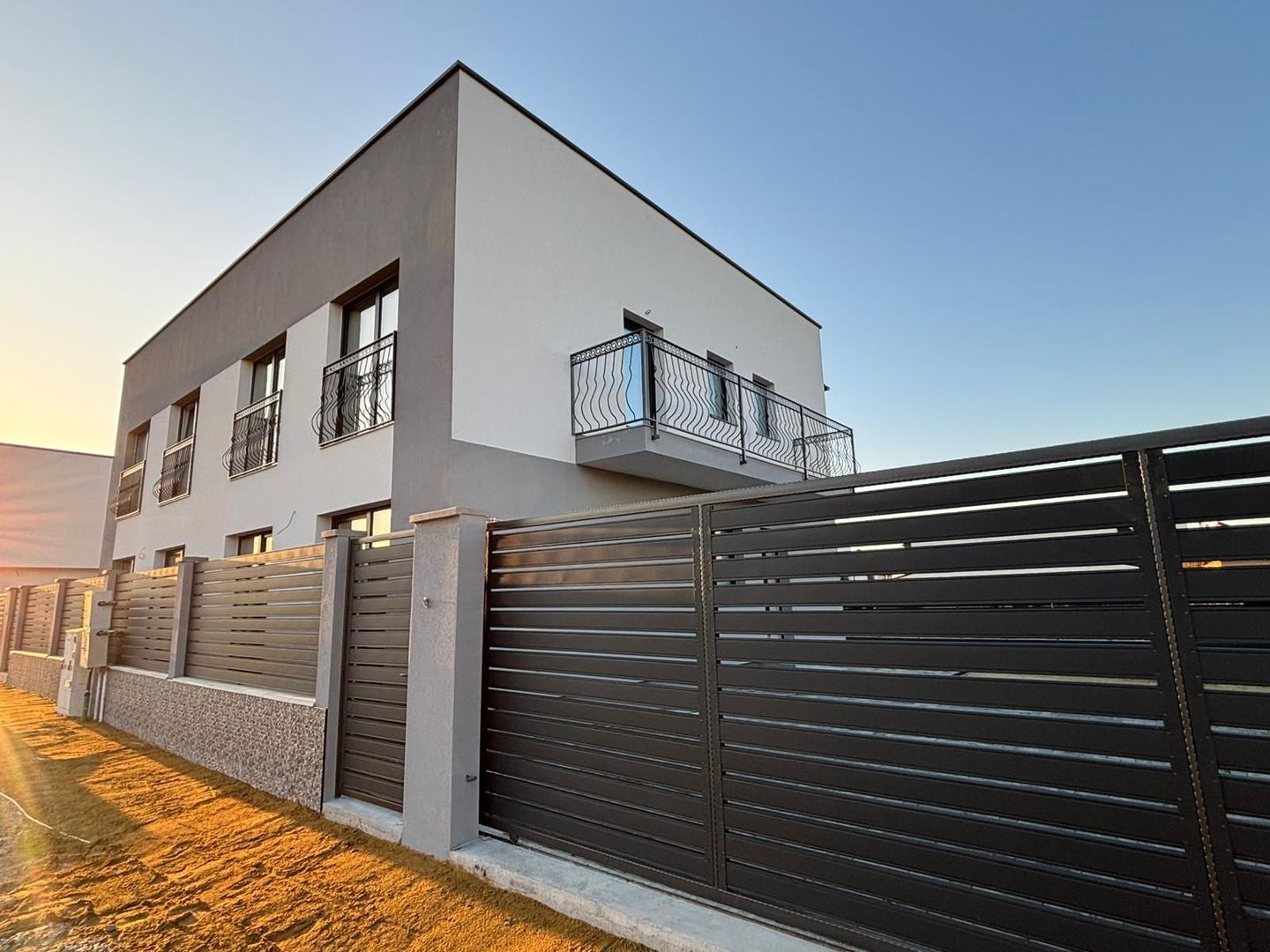 Casa cocheta 4 camere in Selimbar Triajului - Poză 37