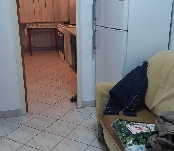 închiriez garsonieră, Mall Vitan, mobilată - Poză 5