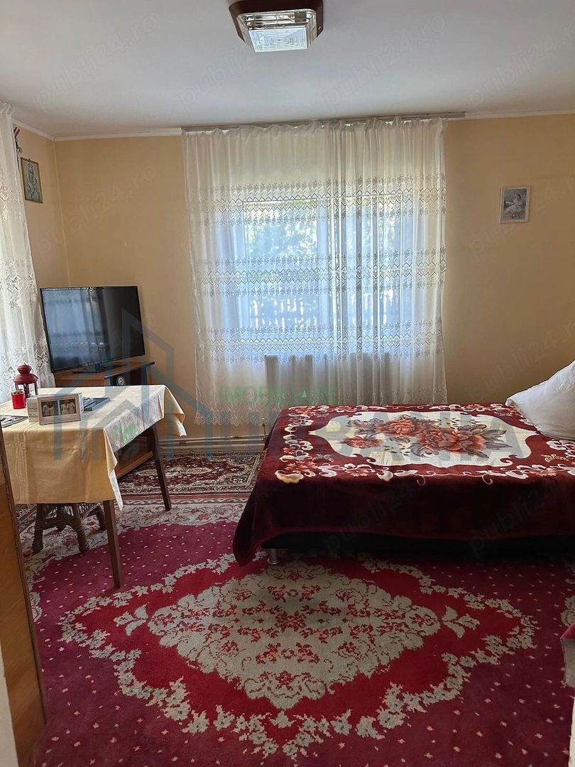 Casă cu 4 dormitoare și spațiu comercial în comuna Motca, Iași - Poză 5