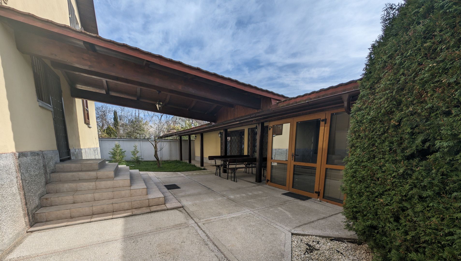 Vila cu design italian intalneste echipamentele germane - Poză 16