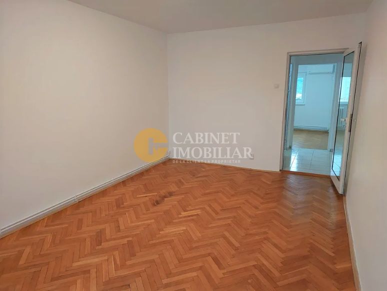 Etaj intermediar, 3 camere decomandat zona Alexandru cel Bun - Poză 1
