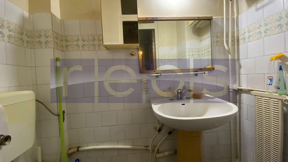 Vanzare apartament 3 camere Teiul Doamnei | Bloc 1986 - Poză 9