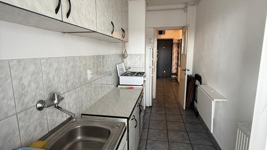 De inchiriat! Apartament spatios pe Nicolae Titulescu - Poză 6
