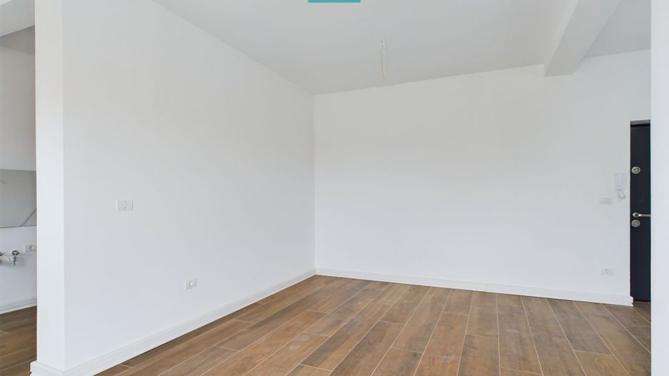 Apartament 1 cameră și dormitor separat, Torontal - Poză 8