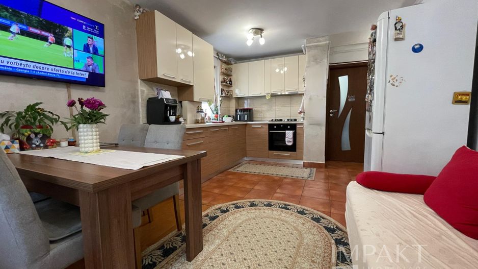Apartament cu 3 camere de vanzare in cartierul Manastur! - Poză 1