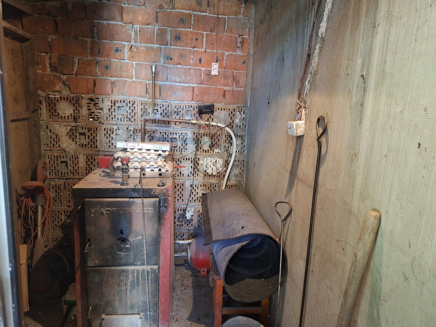 BRASADAS vinde casa 4 cam teren 1400mp zona BOTIZULUI. - Poză 4