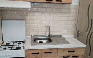 Casă de închiriat 3 camere + grădină, 2 locuri de parcare, - Poză 13