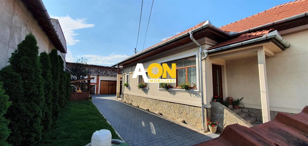 Casa 3 camere, 1259 mp teren, zona Centru - Poză 2