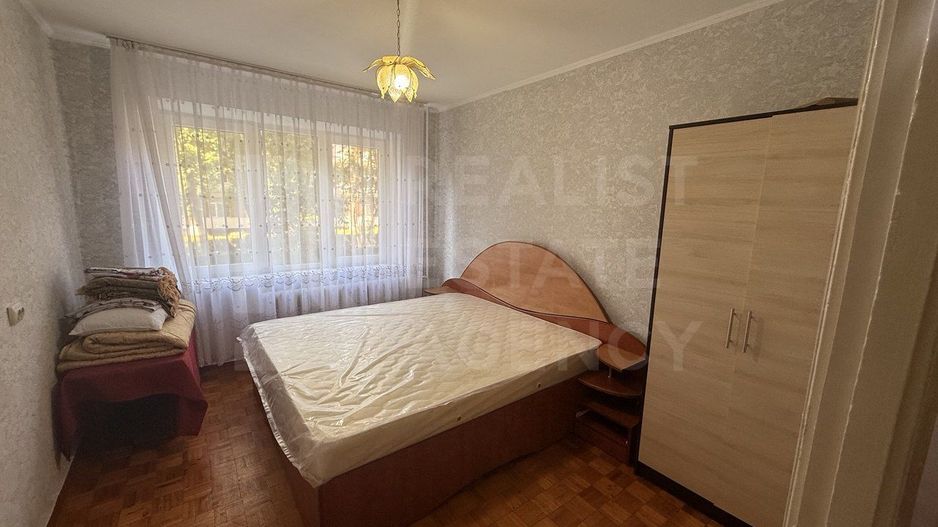 Chirie, apartament, 2 camere, str. Larisa, Bălți cartierul 10 - Poză 4