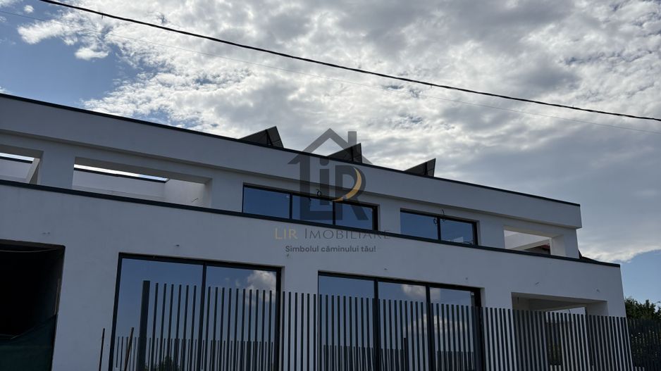 VILĂ superba – STIL MEDITERANEAN CU PRIVELIȘTE LA LAC - Poză 10