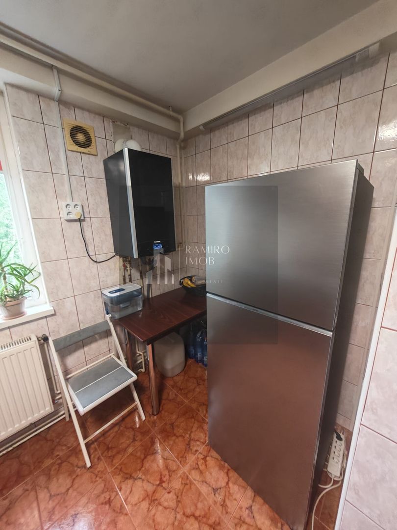 Apartament 4 camere decomandat /centrala- Titan/ Aleea Fetesti - Poză 7