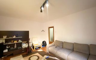 DE VANZARE APARTAMENT SPATIOS 4 CAMERE | 2 BALCOANE | ZONA SEBASTIAN - VULCAN - Poză 2