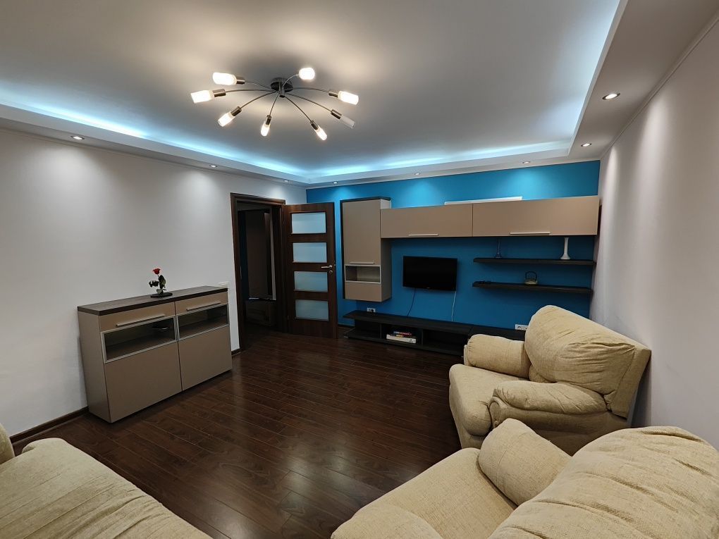 De Inchiriat – Apartament 3 Camere,  Aproape de Metrou Brâncoveanu - Poză 2