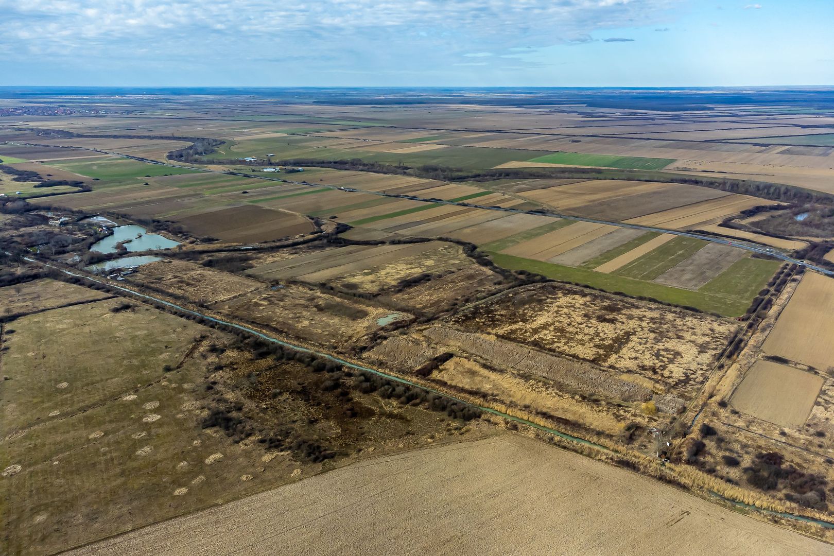 Pescărie cu resursă naturală de apă - Poză 6