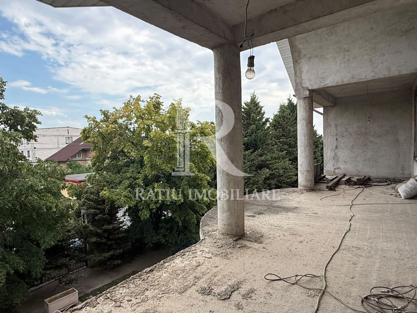 Proprietate | D+P+1+M | Destinată activitătii comerciale | Oradea - Poză 9