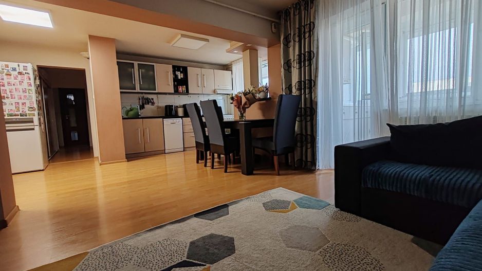 Apartament 4 camere, decomandat,  Micro 20 - COMISION 0% PENTRU CUMPĂRĂTOR! - Poză 1