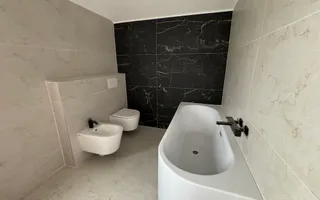 Casa individuala cu 5 camere in Mosnita Noua zona castel comision 0% - Poză 13
