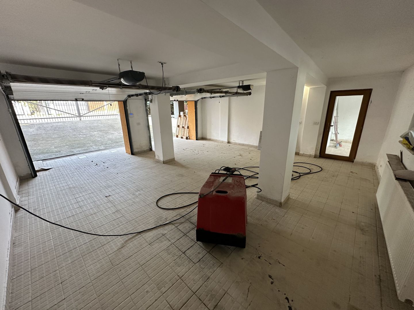 Proprietate cu piscina Dumbravita - Poză 58