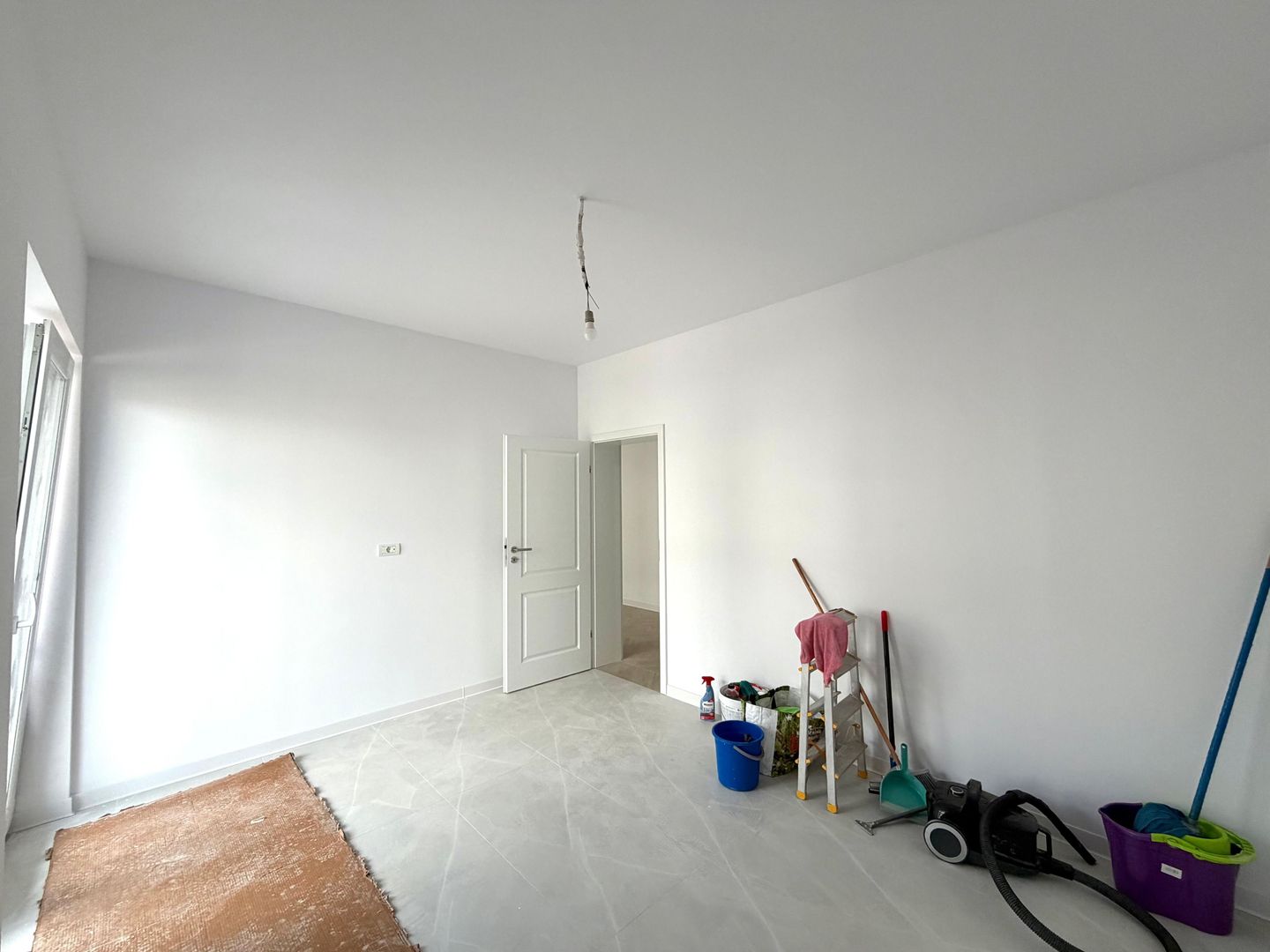 Apartament cu 3 camere  - 1850e/mp - Zona Hotel IQ - Giroc - Poză 10