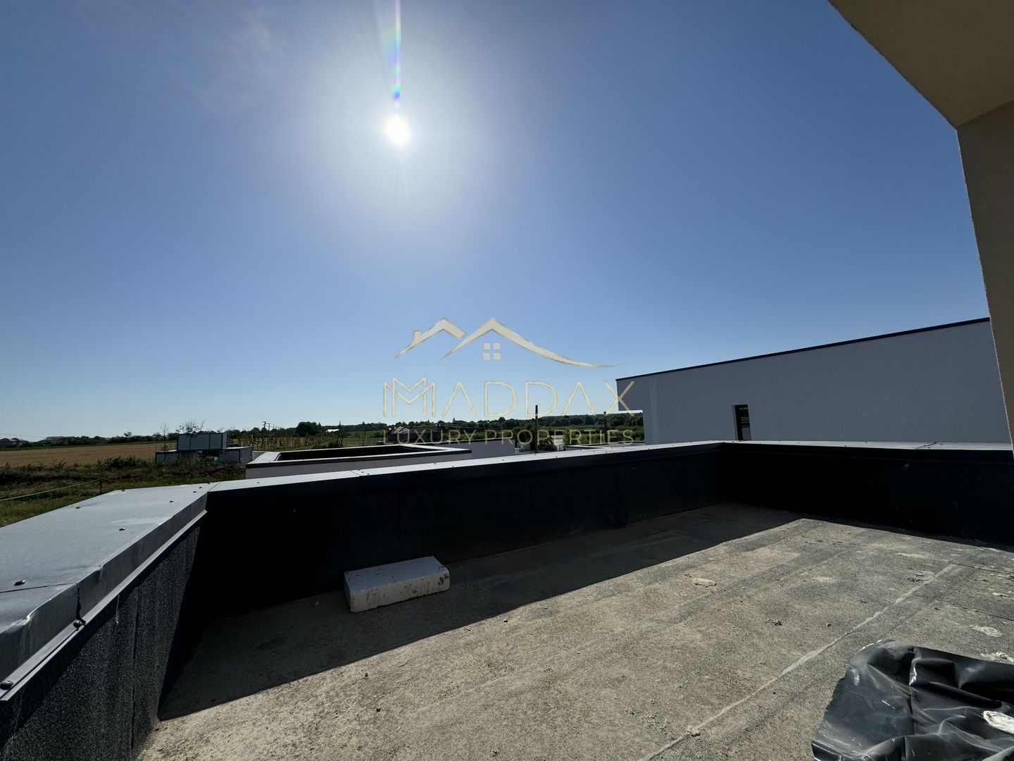 Vila LUX***Panouri fotovoltaice***Lake view//Laguna Albastra/Corbeanca - Poză 32