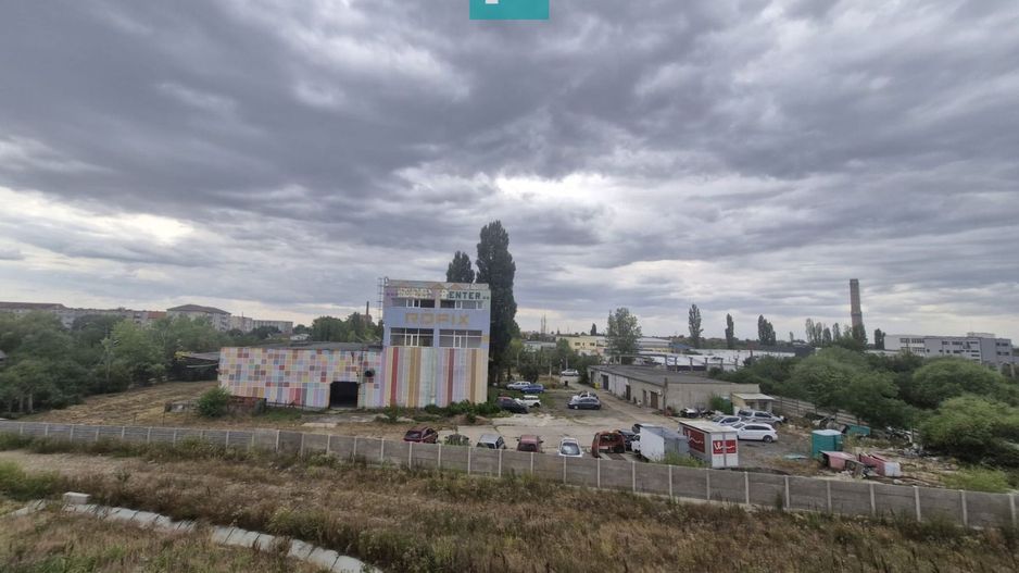 Teren industrial 17.934 mp cu 3 clădiri - Poză 4