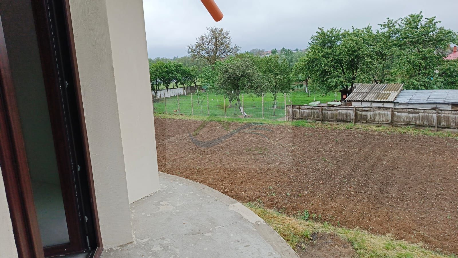 Casă/Vilă Dumbrăveni/Suceava - Poză 15